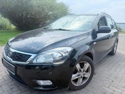 Schwarz Gebraucht 2011 Kia Ceed Sportswagon Kombi | 1.990 € (Superpreis)