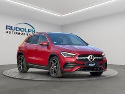Rot Gebraucht 2021 Mercedes GLA200 AMG SUV | 34.999 € (Etwas zu teuer)