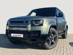 Pangea green Gebraucht 2025 Land Rover Defender SE Dynamic SUV | 101.170 € (Etwas zu teuer)