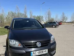 Gebraucht 2005 VW Golf Plus Cross Comfortline Van / Kleinbus | 5.600 €