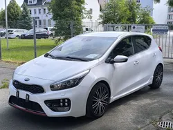 Weiß Gebraucht 2016 Kia Ceed GT-Track Limousine | 9.999 € (Superpreis)