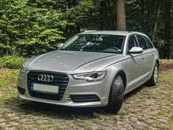 Silber Gebraucht 2013 Audi A6 Ambiente Kombi | 10.999 € (Superpreis)