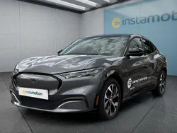 Grau Gebraucht 2023 Ford Mustang Mach-E SUV | 40.349 € (Superpreis)