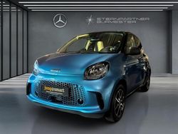 Blau Gebraucht 2021 Smart ForFour Electric Drive Passion Limousine | 12.380 € (Etwas zu teuer)