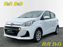 Weiss Gebraucht 2019 Hyundai i10 Trend Kleinwagen | 9.500 €