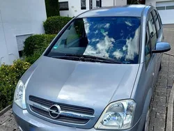 Silber Gebraucht 2003 Opel Meriva Van / Kleinbus | 400 € (Fairer Preis)
