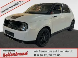 Weiß Gebraucht 2022 Honda e Advance Kleinwagen | 21.790 € (Etwas zu teuer)