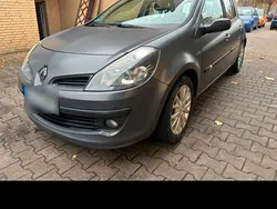 Schwarz Gebraucht 2007 Renault Clio II Limousine | 1.299 € (Fairer Preis)