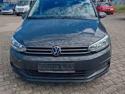 Gebraucht 2022 VW Touran Van / Kleinbus | 10.500 € (Teuer)