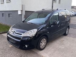 Schwarz Gebraucht 2010 Citroën Berlingo Van / Kleinbus | 3.499 € (Fairer Preis)