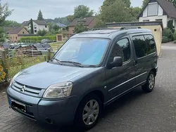 Grau Gebraucht 2007 Citroën Berlingo Style Van / Kleinbus | 4.500 € (Etwas zu teuer)
