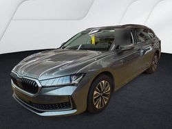 5x graphitegrau metallic Gebraucht 2025 Skoda Superb Selection Kombi | 45.930 €