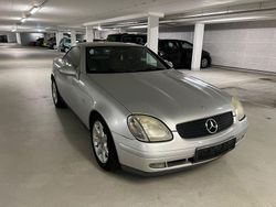 Silber Gebraucht 1997 Mercedes SLK230 Cabrio | 2.500 € (Fairer Preis)