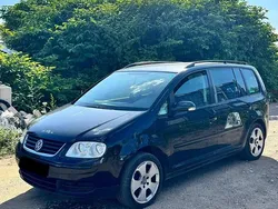 Schwarz Gebraucht 2005 VW Touran Van / Kleinbus | 750 € (Guter Preis)