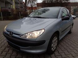 Grau Gebraucht 2005 Peugeot 206 Filou Kleinwagen | 2.490 € (Fairer Preis)