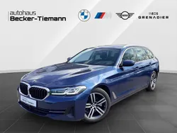 Blau Gebraucht 2020 BMW 520 Sport Line Kombi | 24.807 € (Guter Preis)