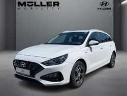 Atlas white / sol Gebraucht 2024 Hyundai i30 Select Kombi | 20.220 € (Guter Preis)