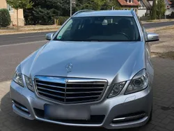 Silber Gebraucht 2011 Mercedes 220 Avantgarde Kombi | 10.500 €