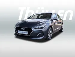 Grau Gebraucht 2018 Hyundai i30 Premium Limousine | 16.480 € (Fairer Preis)