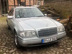 Silber Gebraucht 1994 Mercedes 220 Limousine | 6.250 €