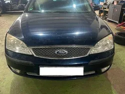 Blau Gebraucht 2004 Ford Mondeo Ghia Kombi | 1.490 € (Fairer Preis)