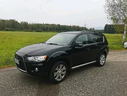 Schwarz Gebraucht 2011 Mitsubishi Outlander SUV | 8.900 € (Fairer Preis)