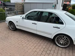 Weiß Gebraucht 1998 Mercedes E200 Elegance Limousine | 3.500 € (Superpreis)