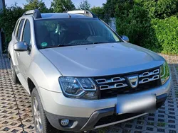 Silber Gebraucht 2014 Dacia Duster Lauréate SUV | 8.650 € (Fairer Preis)