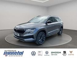 Graphitegrau metallic Neu 2025 Skoda Karoq SportLine SUV | 35.970 € (Fairer Preis)