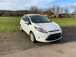 Weiß Gebraucht 2009 Ford Fiesta Trend Kleinwagen | 3.200 € (Fairer Preis)
