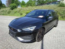 Mitternachtsschwarz Gebraucht 2023 Cupra Leon VZ Kombi | 34.500 € (Teuer)