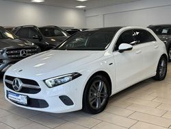 Weiß Gebraucht 2020 Mercedes A250 Limousine | 26.500 € (Fairer Preis)