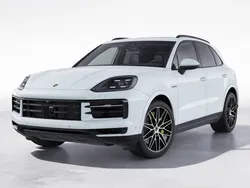 Weiß Gebraucht 2024 Porsche Cayenne SUV | 99.800 €