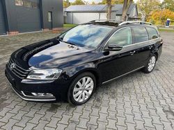Schwarz Gebraucht 2014 VW Passat Highline Kombi | 9.999 € (Fairer Preis)