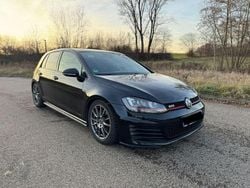 Schwarz Gebraucht 2014 VW Golf VII GTI Limousine | 12.490 € (Guter Preis)