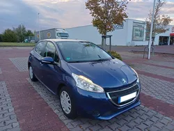 Blau Gebraucht 2014 Peugeot 208 Kleinwagen | 5.890 € (Guter Preis)
