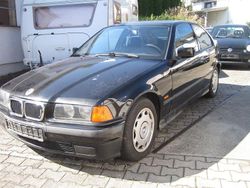 Schwarz Gebraucht 1999 BMW 316 Compact Kleinwagen | 590 € (Superpreis)