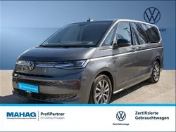 Grau Gebraucht 2022 VW T7 Style Van | 63.950 € (Teuer)