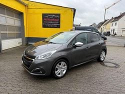 Grau Gebraucht 2018 Peugeot 208 Style Kleinwagen | 9.300 € (Fairer Preis)