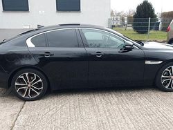 Schwarz Gebraucht 2015 Jaguar XE Pure Limousine | 14.000 € (Fairer Preis)