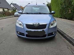 Blau Gebraucht 2009 Skoda Roomster Kombi | 1.200 € (Superpreis)