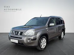 Grau Gebraucht 2010 Nissan X-Trail SUV | 6.800 € (Guter Preis)