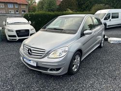 Grau Gebraucht 2005 Mercedes B170 Van / Kleinbus | 4.995 € (Fairer Preis)