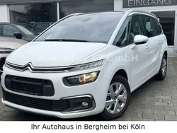 Weiß Gebraucht 2017 Citroën Grand C4 Picasso Van / Kleinbus | 9.760 € (Guter Preis)