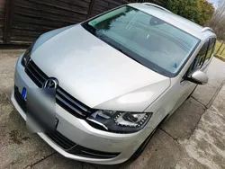 Silber Gebraucht 2012 VW Sharan Van / Kleinbus | 16.800 €