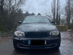 Schwarz Gebraucht 2009 BMW 116 Kleinwagen | 2.300 € (Guter Preis)