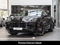 Schwarz Gebraucht 2024 Porsche Cayenne S SUV | 122.890 € (Guter Preis)