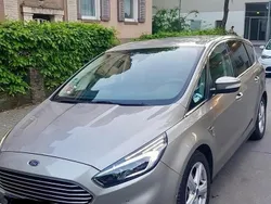 Beige Gebraucht 2015 Ford S-MAX S Van / Kleinbus | 18.399 € (Etwas zu teuer)