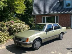 Andere außenfarben Gebraucht 1984 Opel Rekord Kombi | 8.900 €