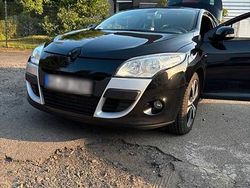 Schwarz Gebraucht 2011 Renault Mégane Coupé Coupé | 1.900 € (Guter Preis)